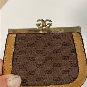 gucci change wallet